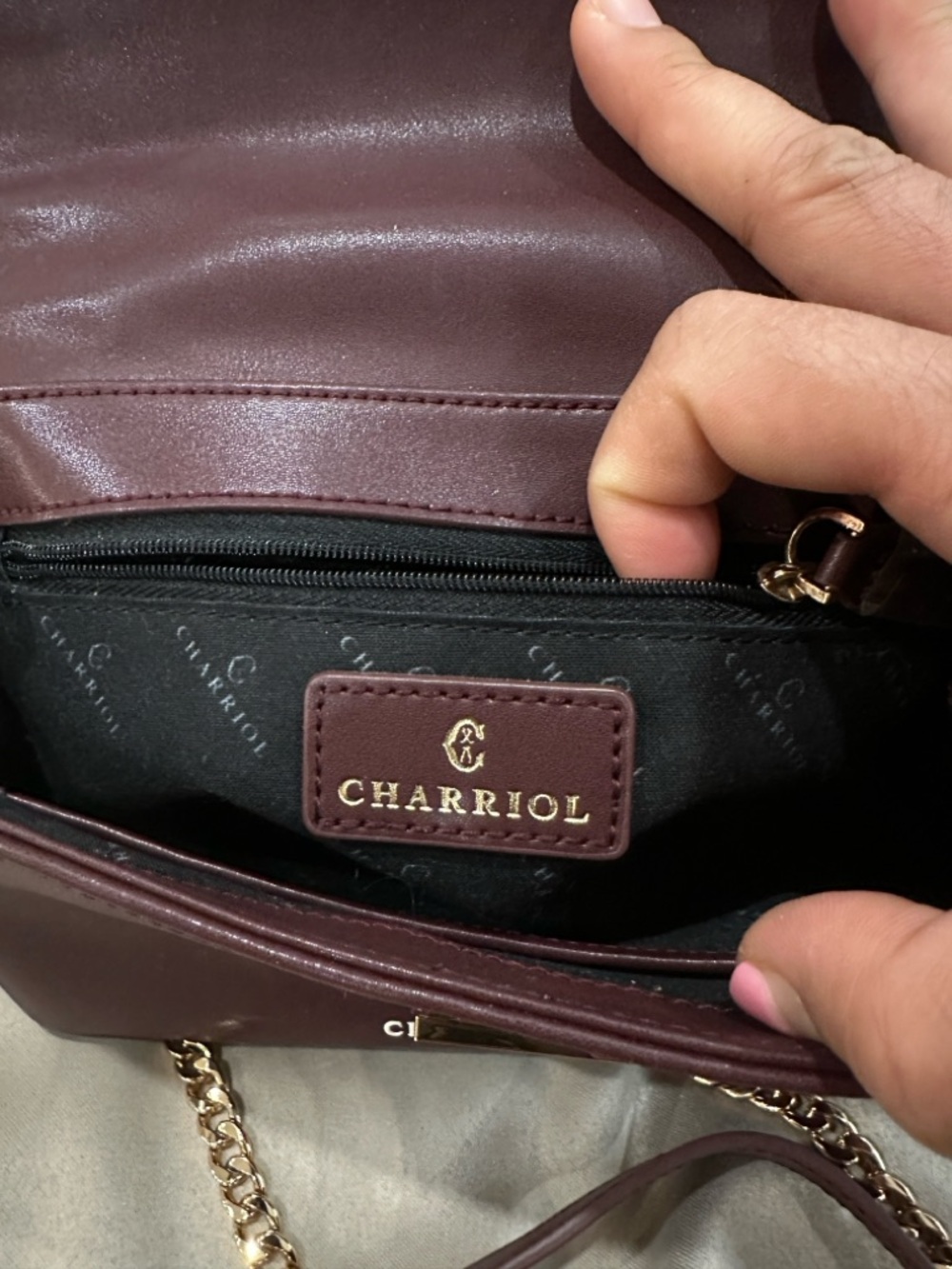 Charriol Burgundy Leather Satchel with Gold Chain Strap - Picture 7 of 15